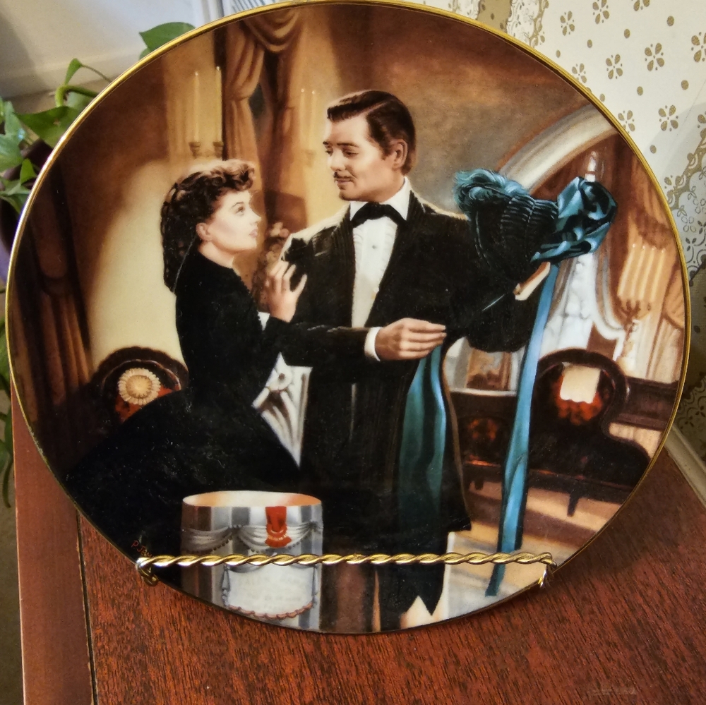 Gone with the Wind collectors plate.
